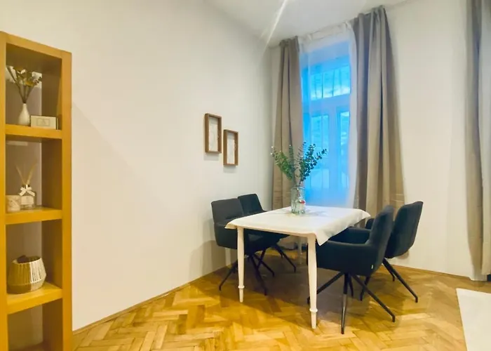 Comfortable 1br By Westbahnhof * Vienna