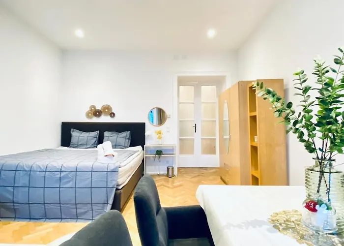 Comfortable 1br By Westbahnhof Apartment *