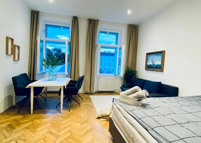 Comfortable 1br By Westbahnhof Apartment Vienna