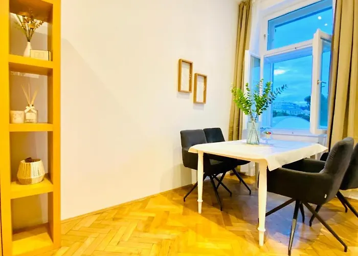 Apartment Comfortable 1br By Westbahnhof Vienna