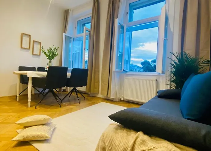 Comfortable 1br By Westbahnhof * Vienna