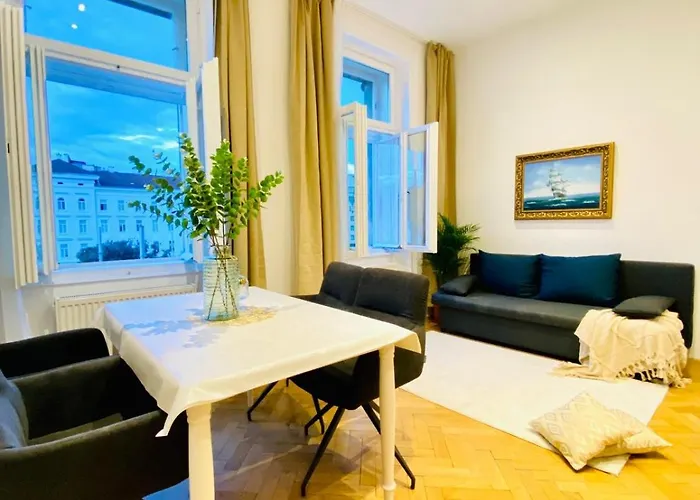 Comfortable 1br By Westbahnhof Apartment *