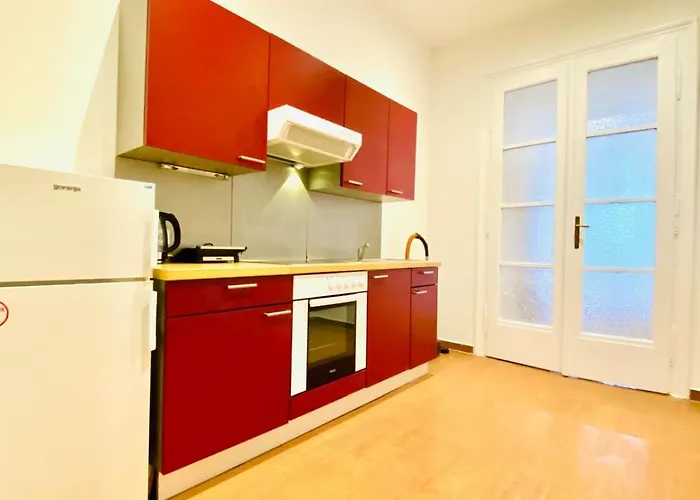 Comfortable 1br By Westbahnhof